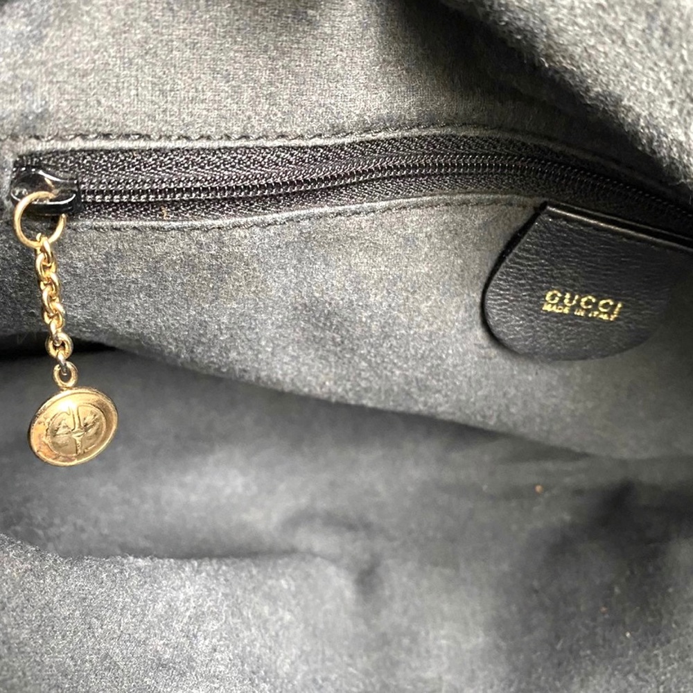 Gucci Large Black Shoulder Bag - Picture 9 of 10